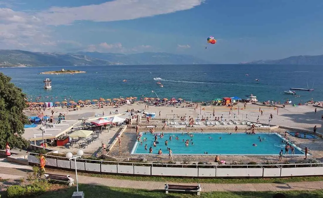 Apartments In Novi Vinodolski 35132